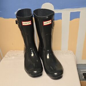 Hunter Tall Gloss Rain Boots